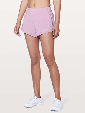🆕 | LULULEMON Women’s Gait Keeper Short